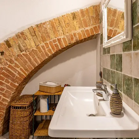 Pociano 1863 - With Stunning View Of Siena *